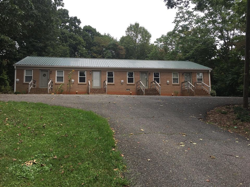 1st image of 65 Lee Pl APT C