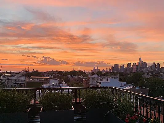 4th image of 344 De Graw St Penthouse C