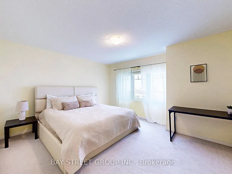 3975 Eglinton Ave W #13 — Photo 9