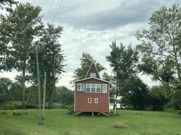 110 E County Road 150, Warsaw, IL 62379
