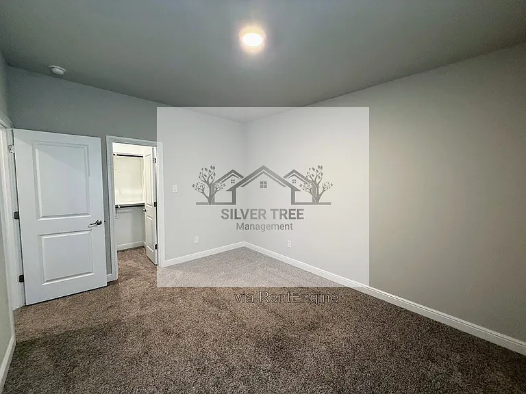 10921 Rockchapel Dr — Photo 34