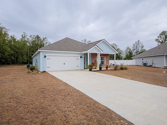 3rd image of 5160 Grand Oak Cir
