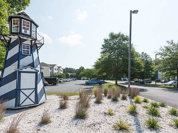 3rd image of 103 Overlook Dr #111-2E