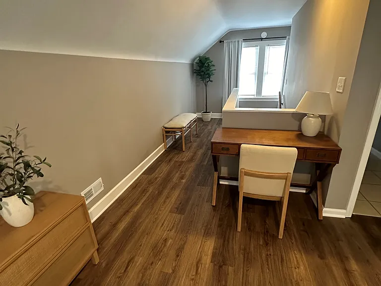 up stairs living area