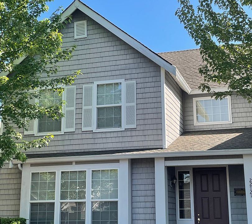 1st image of 22721 NE 5th Pl