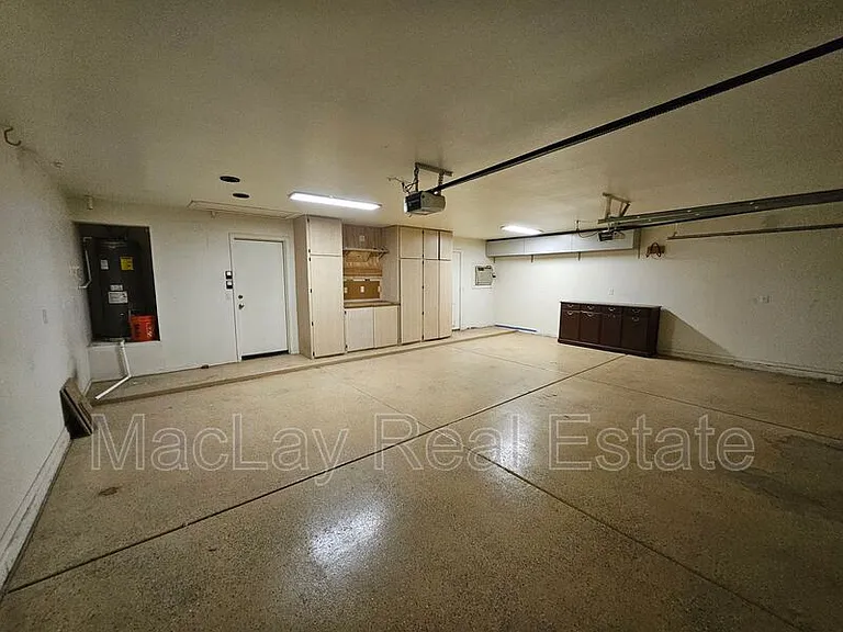2193 E Brooks St — Photo 17