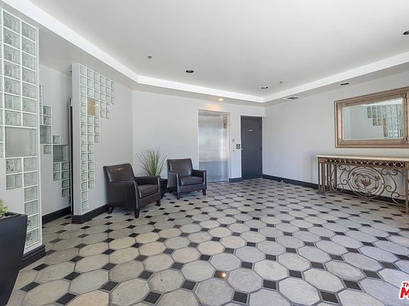 5th image of 1820 S Beverly Glen Blvd APT 105