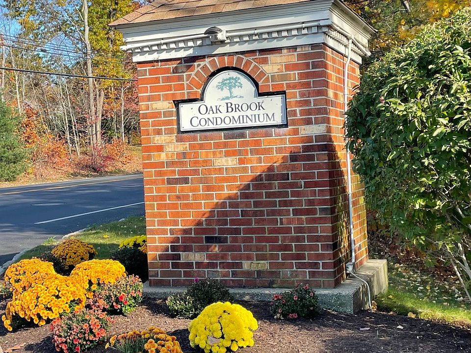 1st image of 403-403 Northbrook Dr