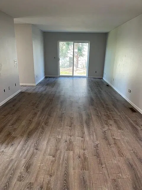 Living Room & Dining area