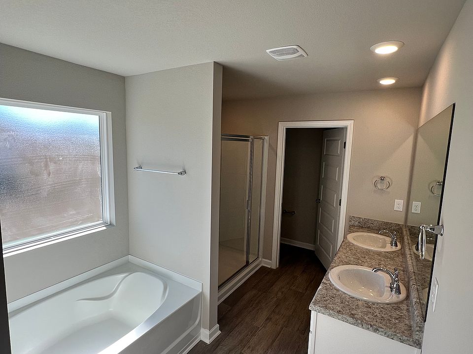 1st image of 14443 Buttonwood Ln