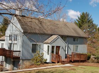 15 Lamont Rd, New Fairfield, CT 06812