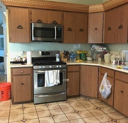 3rd image of 760 Newark Ave