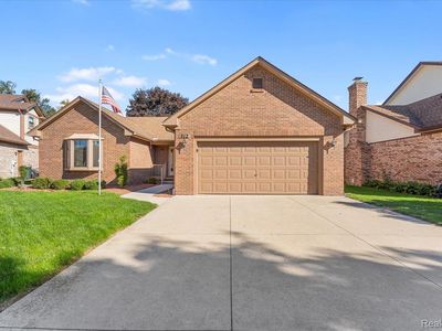 912 River Ct, Wyandotte, MI, 48192