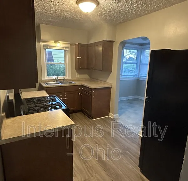 692 S Wheatland Ave — Photo 17