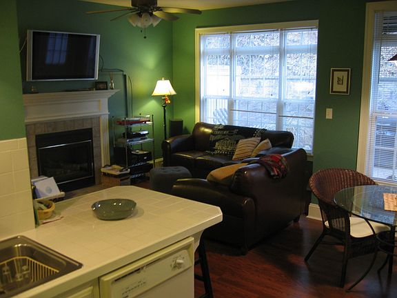 3rd image of 7104 Ohio St APT 1