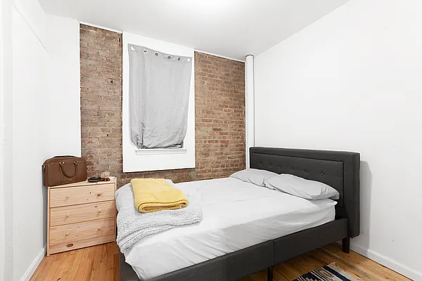 Rented by Corcoran | media 33