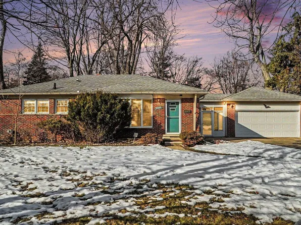 1121 Ottawa Dr, Royal Oak, MI 48073