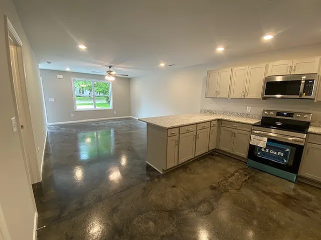 1718 Coleman St — Photo 6