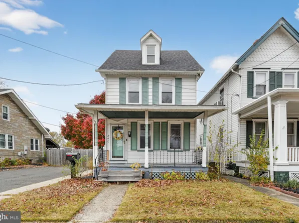 240 Pine St, Mount Holly, NJ 08060
