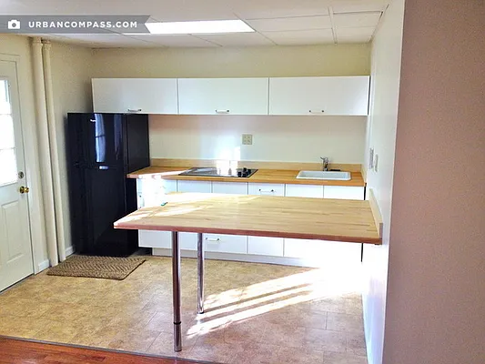 Rented by Compass | media 38