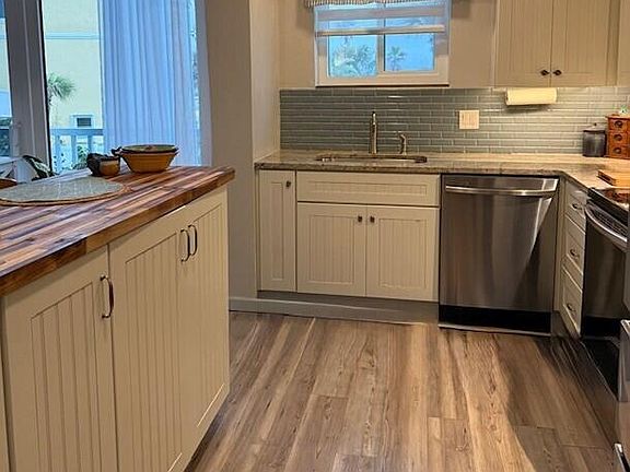 5th image of 5500 N Ocean Shore Blvd #4