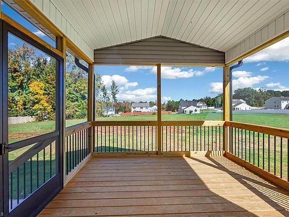 5th image of 1330 Reading Ct Lot 49