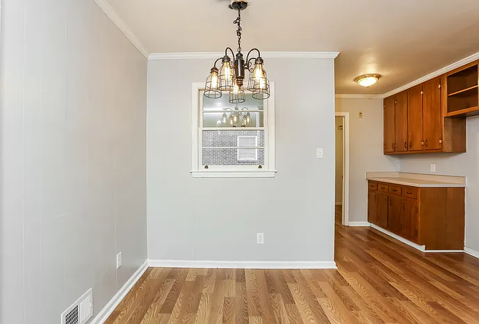 1320 N Cherokee Ave — Photo 8