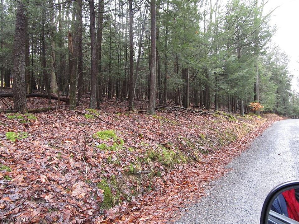 2nd image of 358 Red Oak Rd