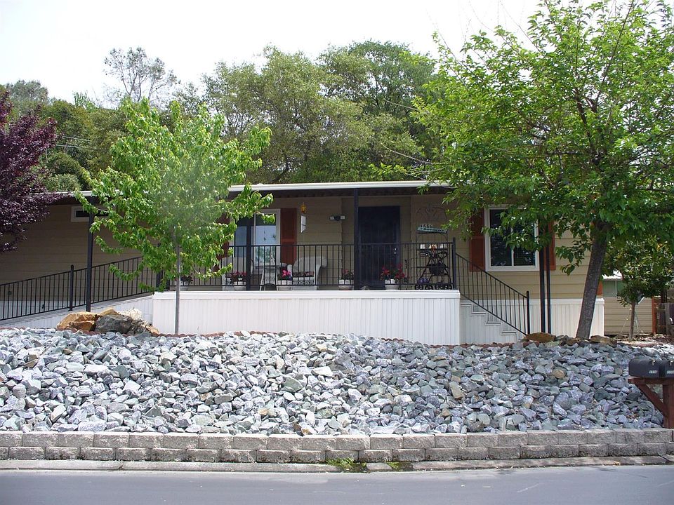 1st image of 1556 Cottonwood Cir #18