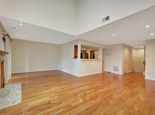 831 Topsail Ln, Secaucus, NJ 07094