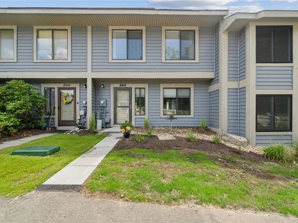 553 Pine Ct, Hidden Valley, PA 15502