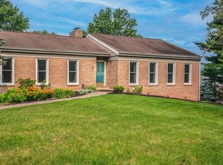 50 Eagle Ln, Reading, PA 19607