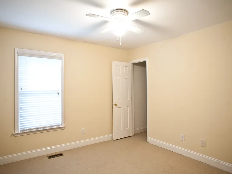 700 N Greensboro St #B — Photo 9