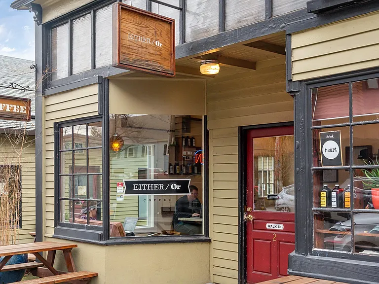 Madison at Sellwood — Photo 11