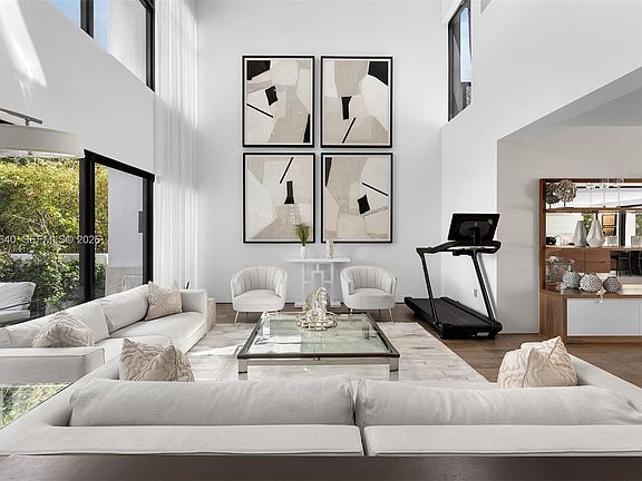 3rd image of 2031 S Miami Ave