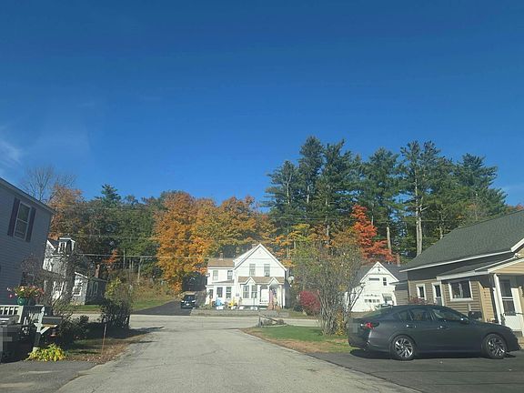 4th image of 8 Gray Ave