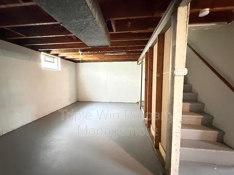 9739 Balboa Dr — Photo 21