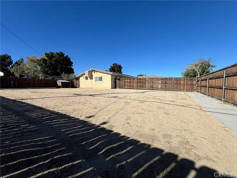15558 Del Rey Dr — Photo 29