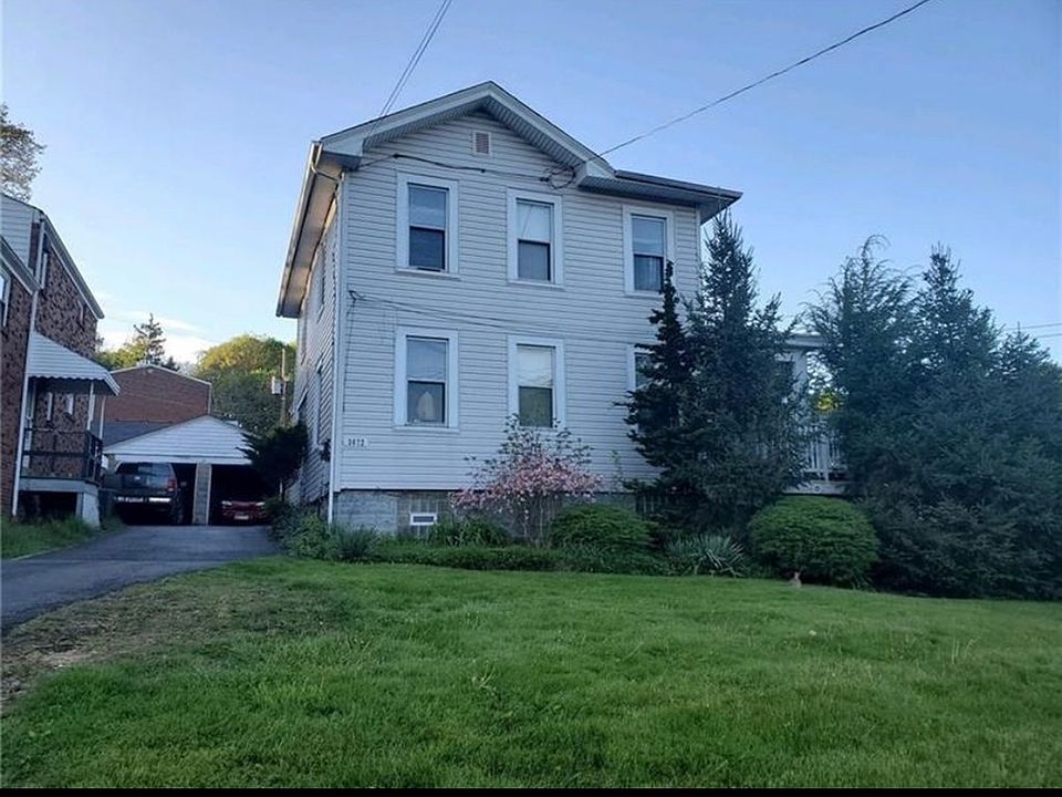 1st image of 3672 Myrtle Ave Floor 1
