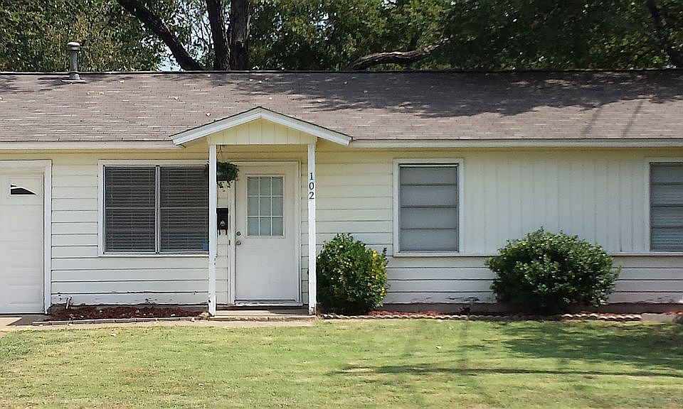 1st image of 102 Tarrant Dr