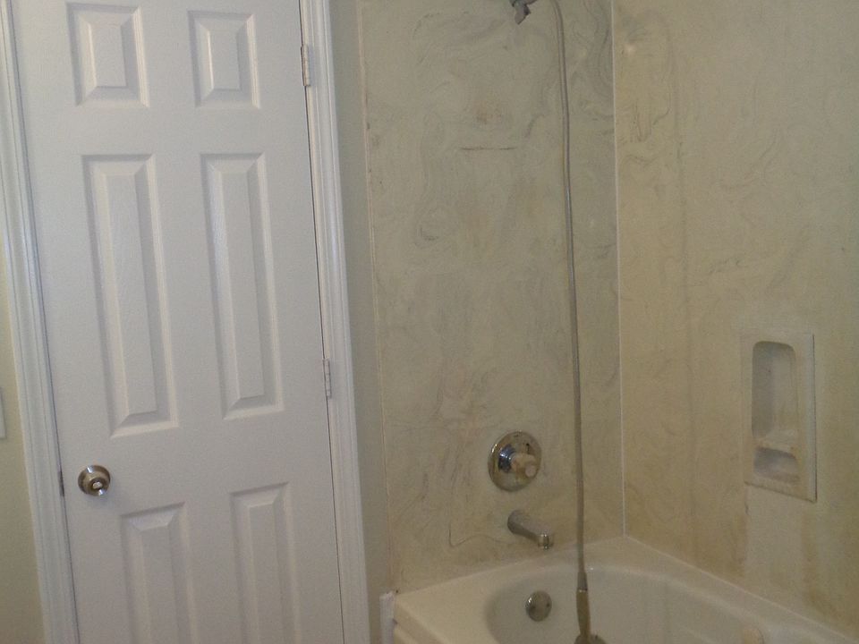 1st image of 6955 Weatherwood Dr