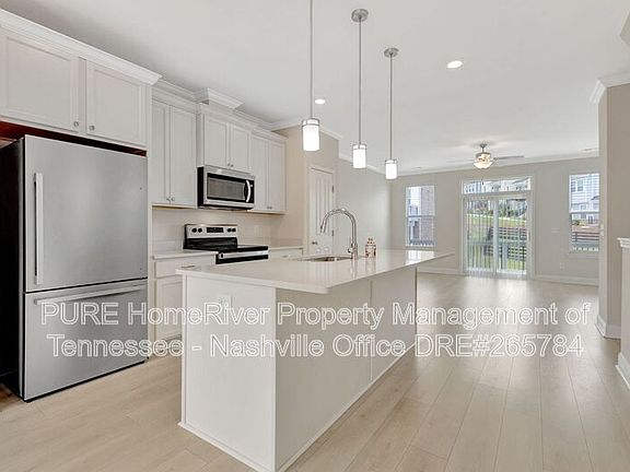 4th image of 3314 Tasker Dr