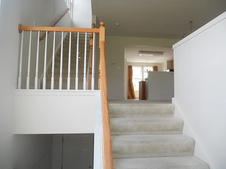 578 Conservatory Ln #578 — Photo 7