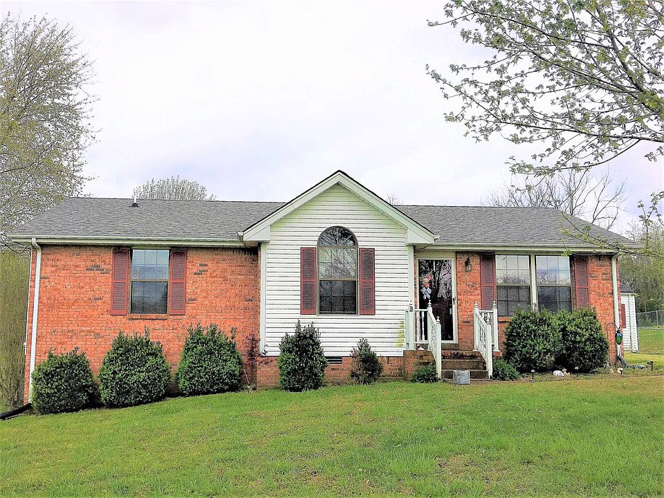 1st image of 389 Albright Ln