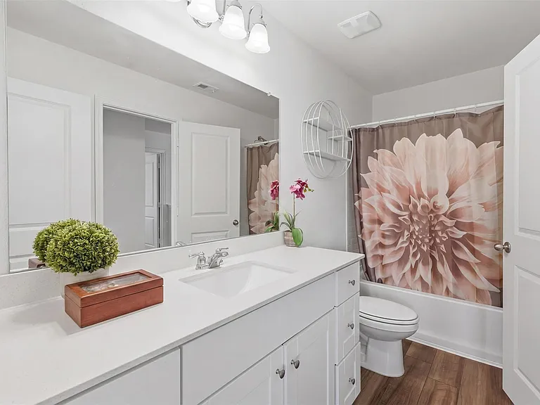 10138 Tiger Flower Ln — Photo 15