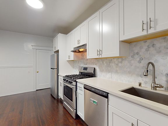 2nd image of 2048 Taylor St