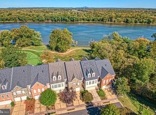 18286 Buccaneer Ter, Leesburg, VA 20176