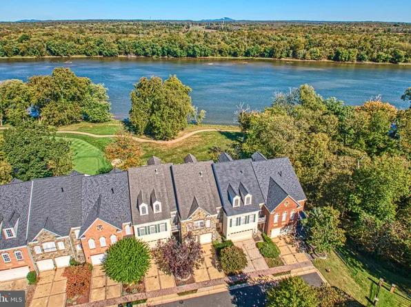 18286 Buccaneer Ter, Leesburg, VA 20176