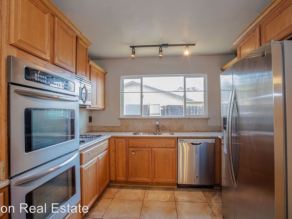 1st image of 5936 Green Glen Way