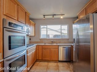 5936 Green Glen Way, Sacramento, CA 95842